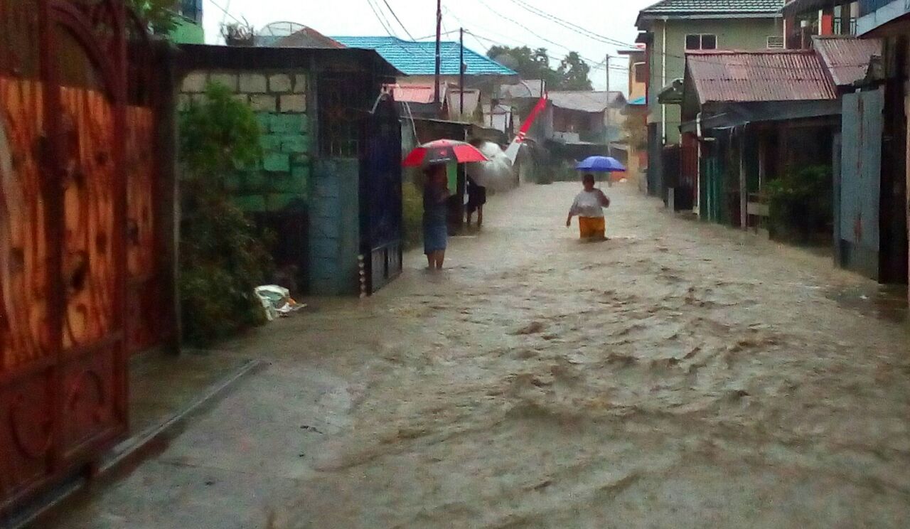 Sekda Dosinaen: Kepadatan Penduduk Picu Banjir di Kota Jayapura