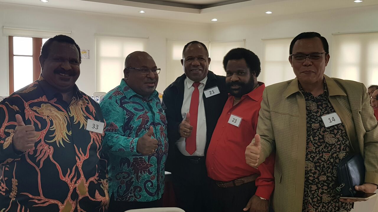 Fit & Propert test di PDIP, Lukas Enembe Ajak Bersama Bangun Papua