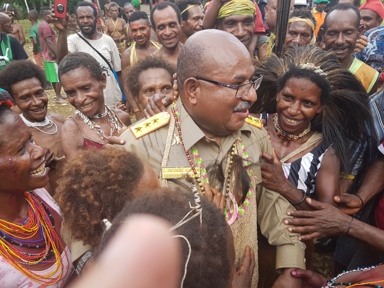Gubernur Papua Minta Hentikan Aksi Penembakan di Freeport