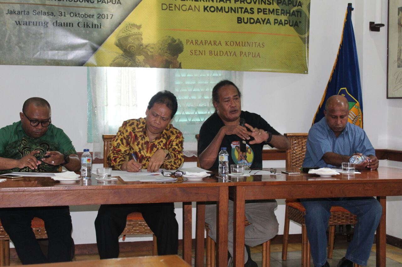 Pelaku Seni dan Budaya Senang Gubernur Lukas Perhatian Pada Seni Budaya Papua