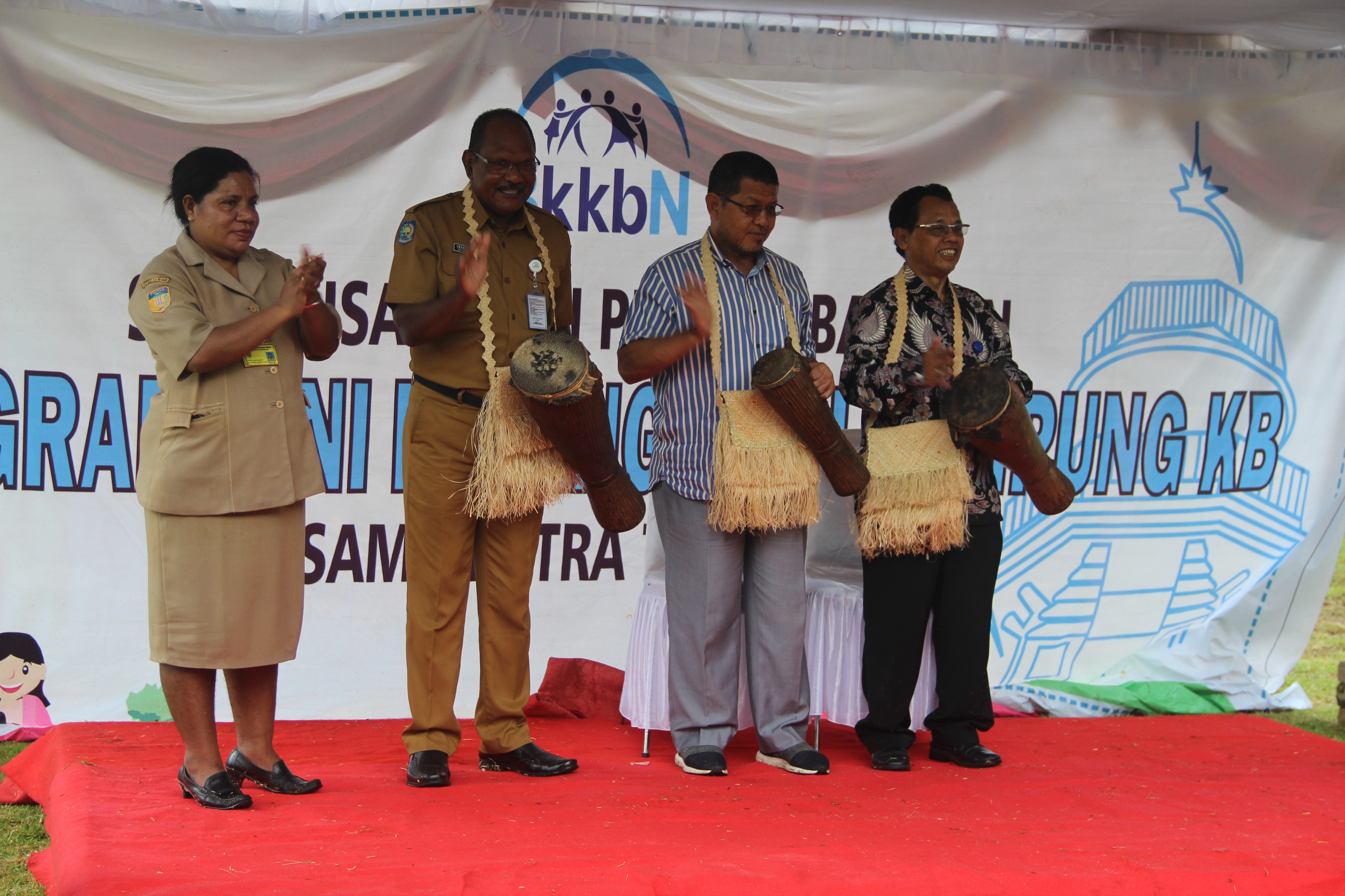 BKKBN Promosi Pelayanan KB dan KR pada 2 Kampung KB di Biak Numfor