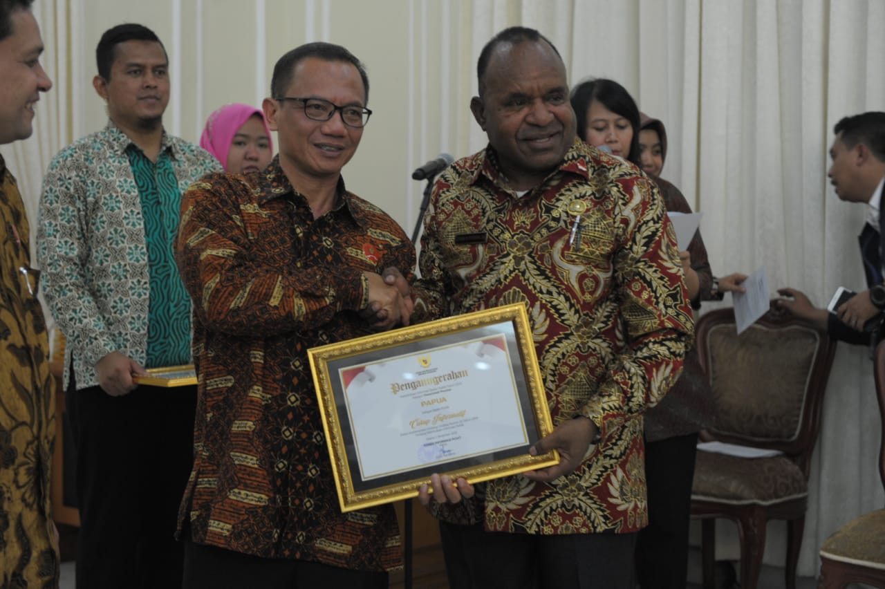 Papua Raih Penghargaan Dari Komisi Informasi