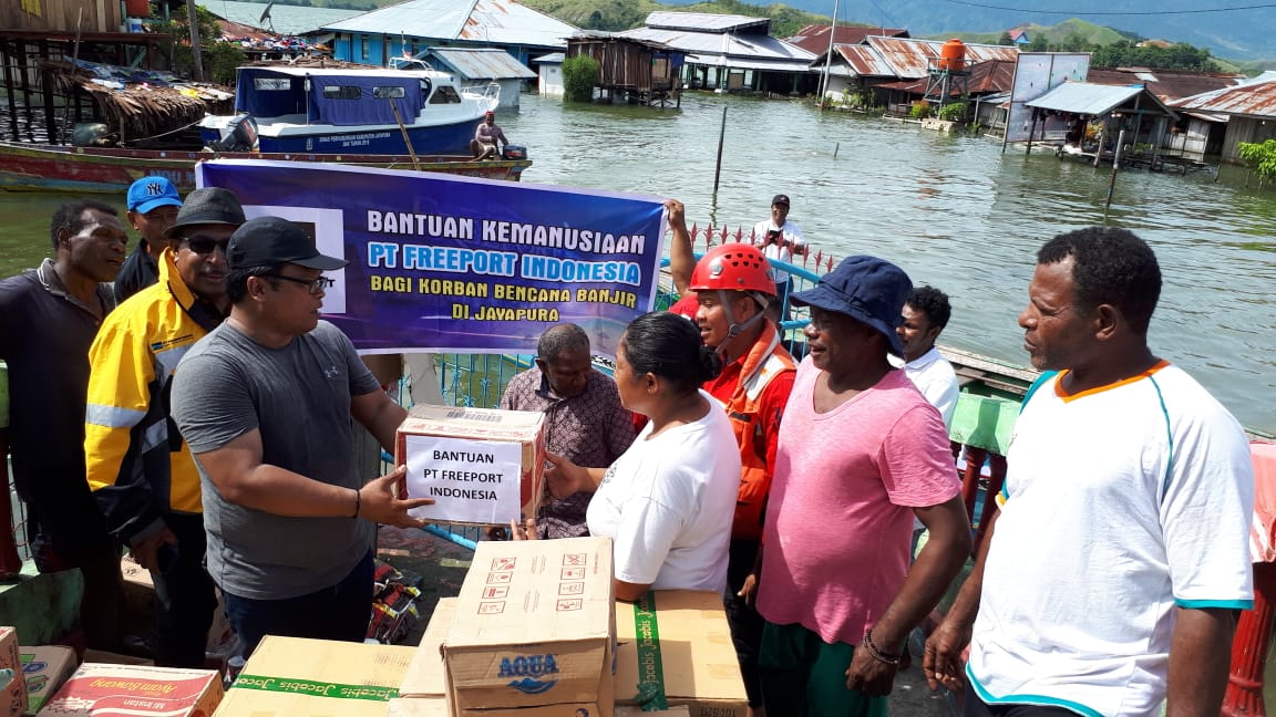 Freeport dan LPMAK Saling Dukung Bantu Korban Banjir Bandang