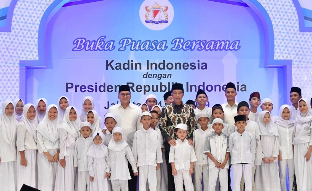 Jokowi Buka Puasa Bersama Kadin