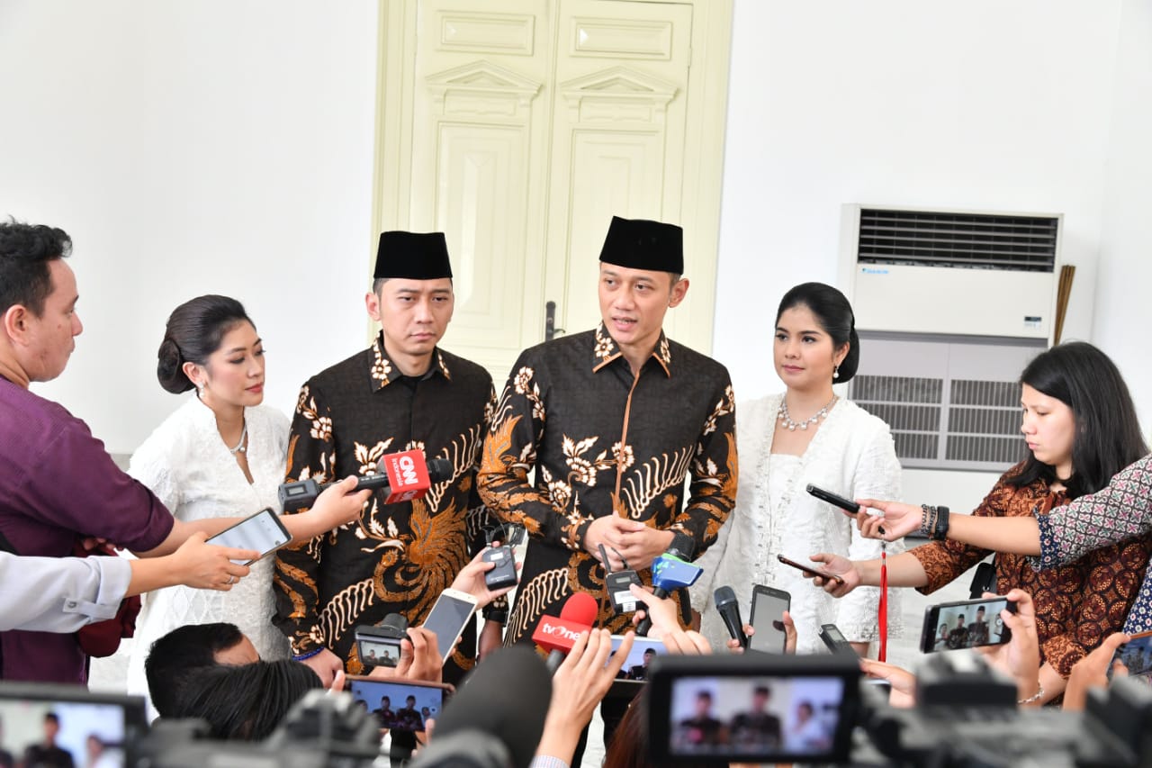 Momen Lebaran, Putra SBY Bersilaturahmi Dengan Jokowi dan Megawati