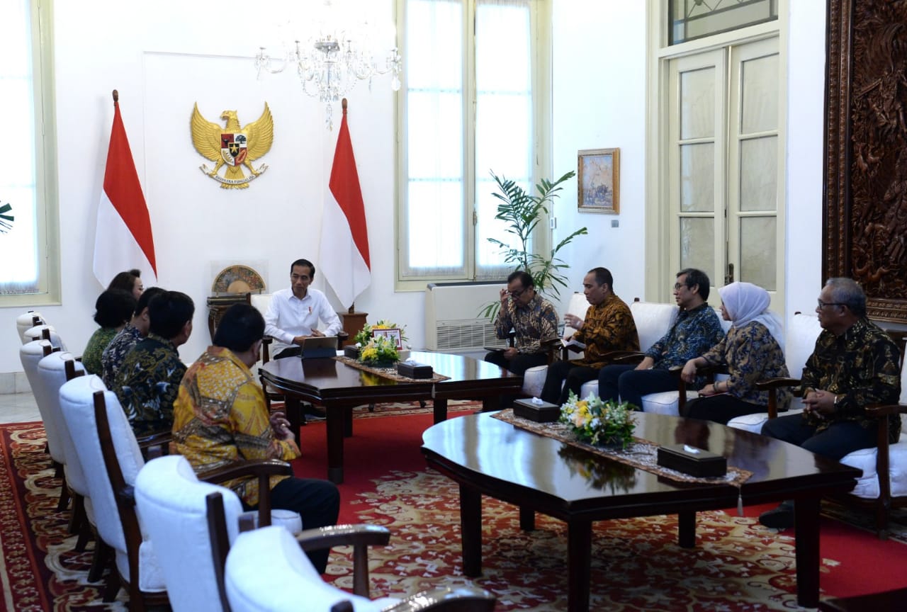 Presiden Jokowi Terima Sembilan Pansel Calon Pimpinan KPK di Istana