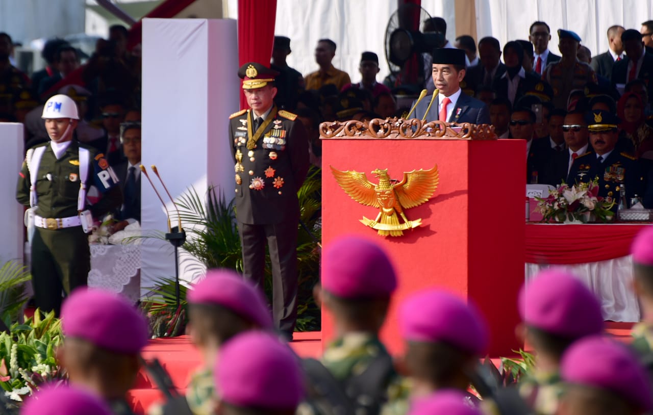 Presiden Jokowi Minta Polri Tingkatkan Profesionalitas dan Tak Cepat Berpuas Diri