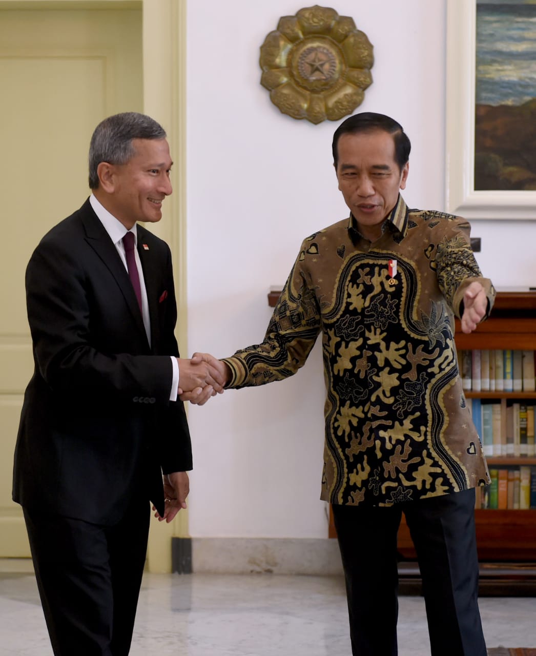 Terima Kunjungan Menlu Singapura, Presiden Bahas Persiapan Leader’s Retreat