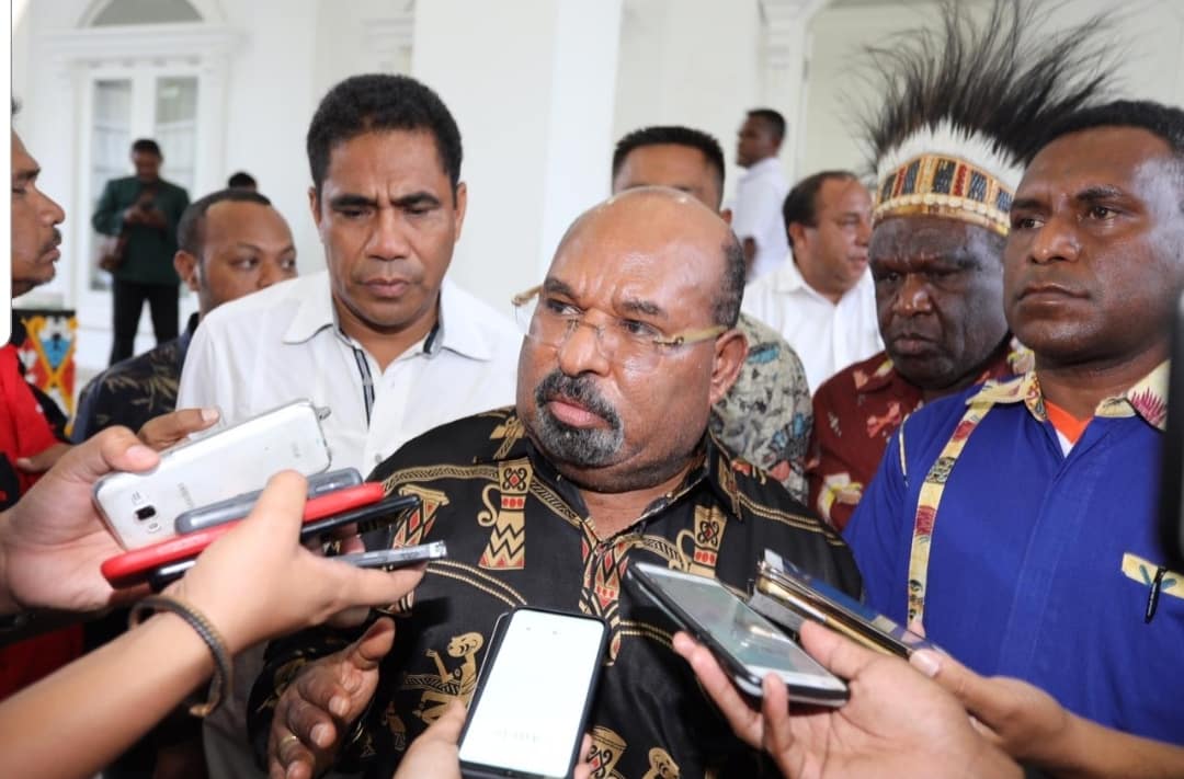 Gubernur Lukas Minta Pelaku Demo Anarkis Tidak Jalani Proses Hukum di Luar Papua