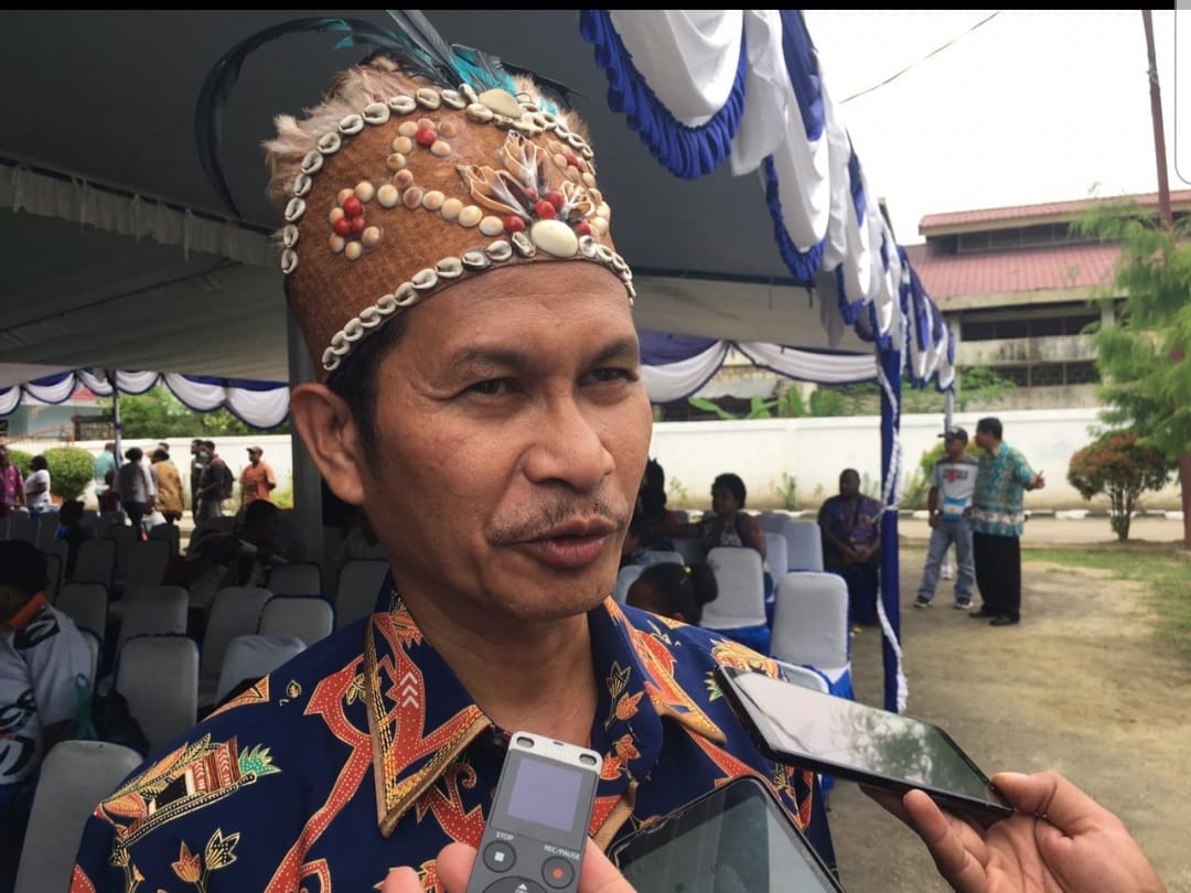 Anggota MRP Tony Wanggai Sepakat Larangan Cadar dan Celana Cingkrang Bagi ASN