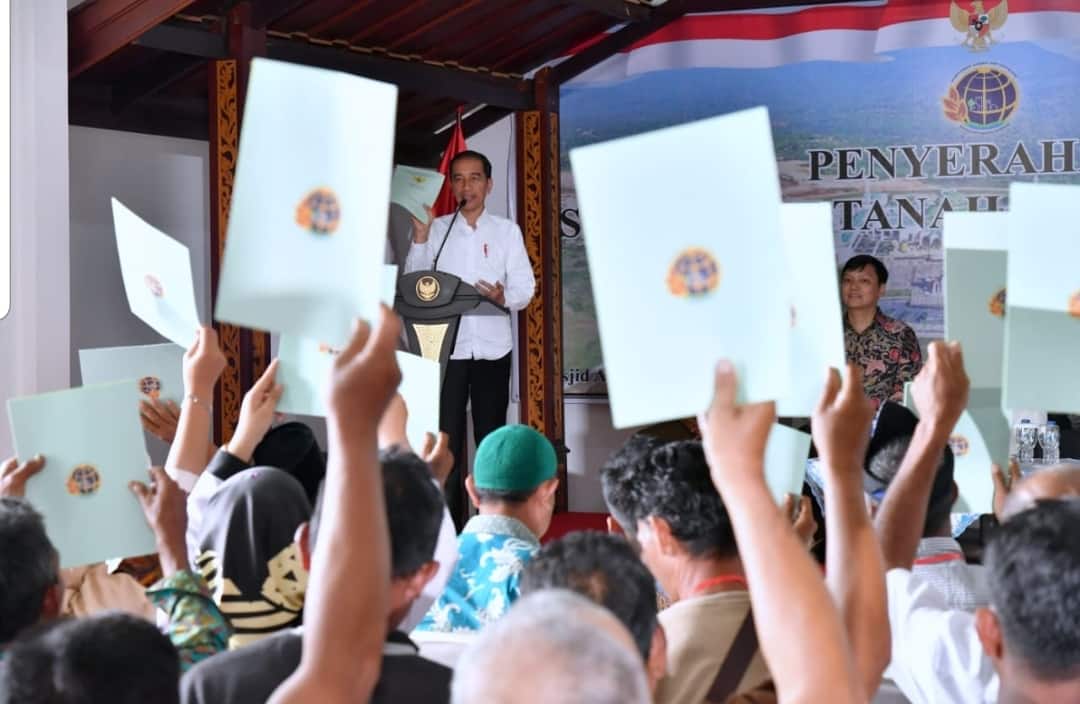 Bagi Sertifikat, Presiden Jokowi: Natuna Adalah Indonesia
