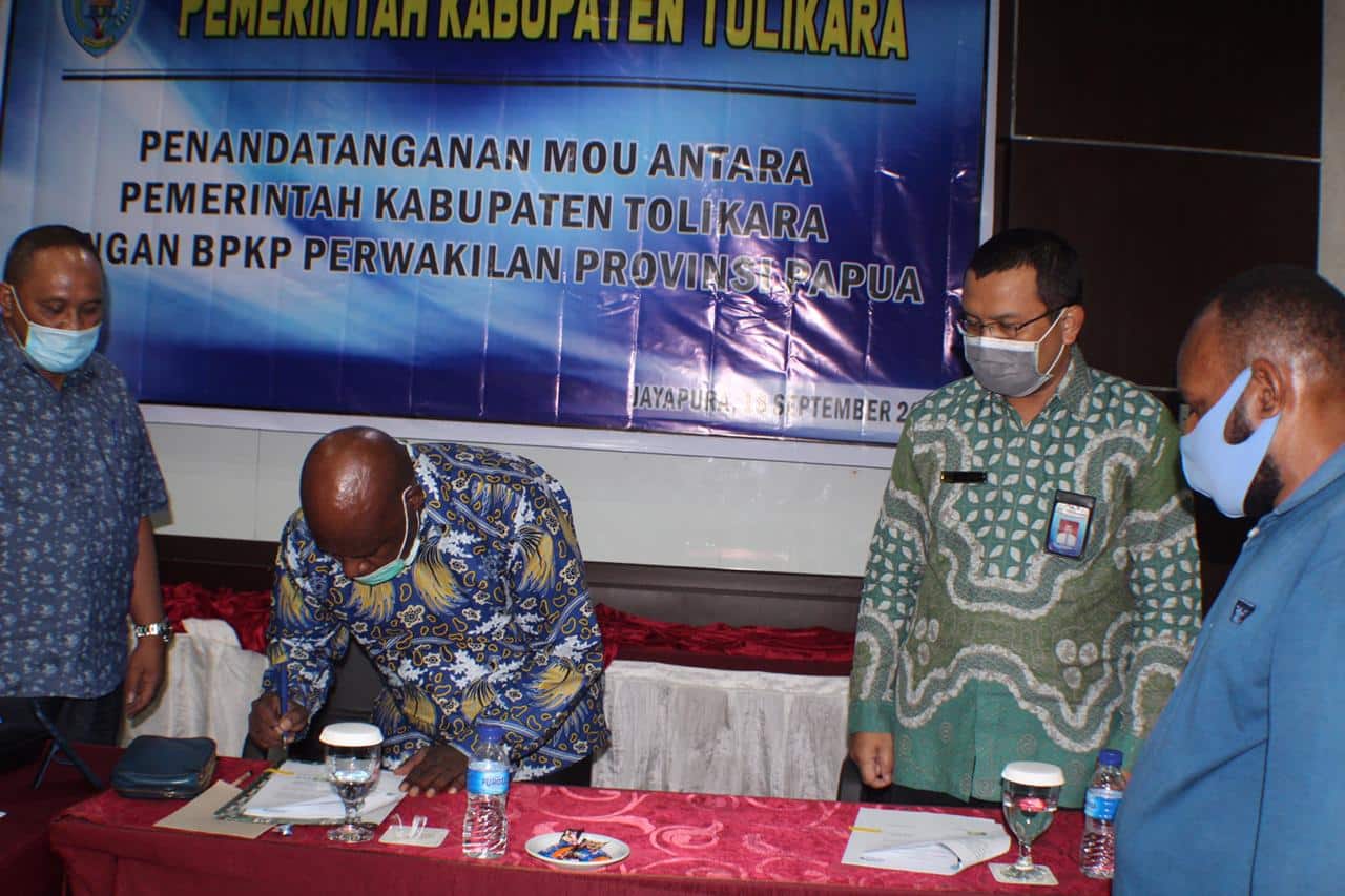 Tingkatkan Kualitas Manajemen, Bupati Tolikara Teken MoU dengan BPKP Papua