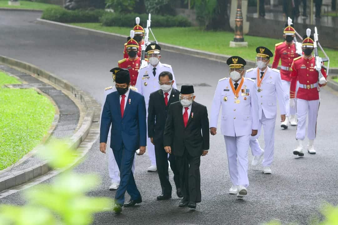 Presiden Lantik Gubernur dan Wakil Gubernur Kaltara dan Sulut