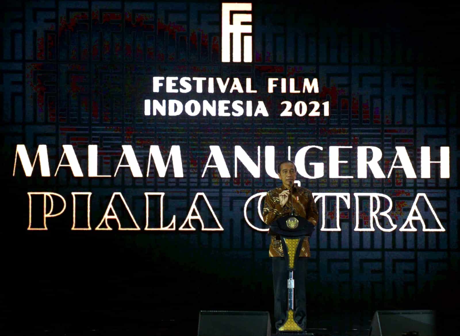  Jokowi Bangga Film Indonesia Raih Banyak Prestasi di Tengah Pandemi