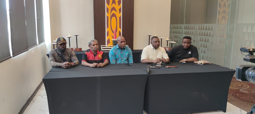 Intelektual dan Tokoh Adat Pegubin Ancam Begabung Ke PNG Jika Pegubin Dikeluarkan Dari Provinsi Papua   