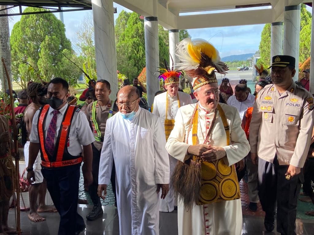 Spei Bidana: Kehadiran Dubes Vatikan dan Puluhan Uskup Membawa Berkat Bagi Tanah Papua