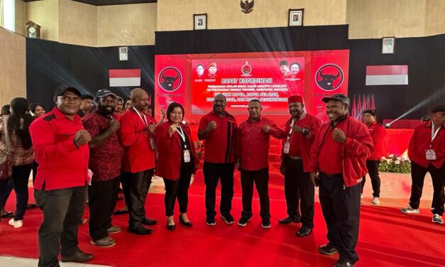 Hadiri Rakor Bacaleg, Ketua PDIP Papua Pegunungan Optimis Raih 14 Kursi di Pileg 2024