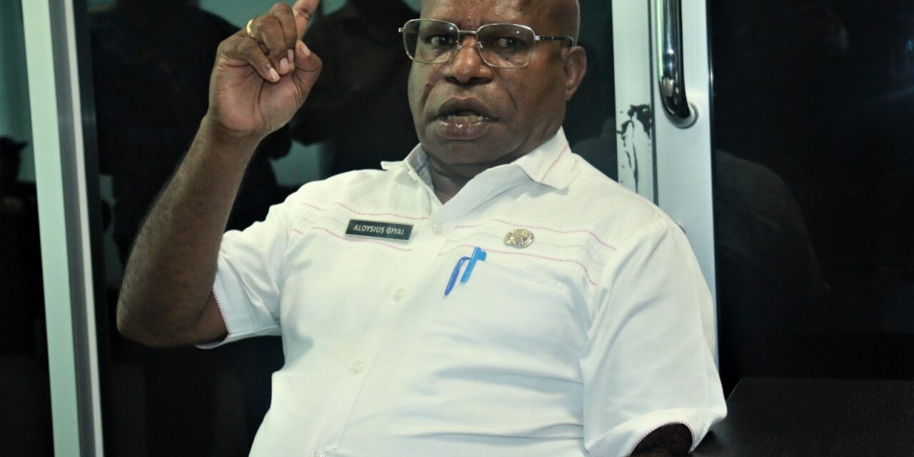 Jabat Kembali Direktur RSUD Jayapura, Aloysius Giyai Langsung Gerak Cepat Bayar Jasa Medis dan Tangani Setumpuk Masalah