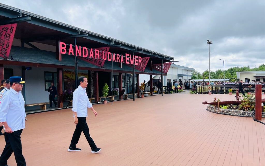 Resmikan Bandara Ewer, Presiden Berharap Bisa Dongkrak Ekonomi dan Pariwisata di Asmat