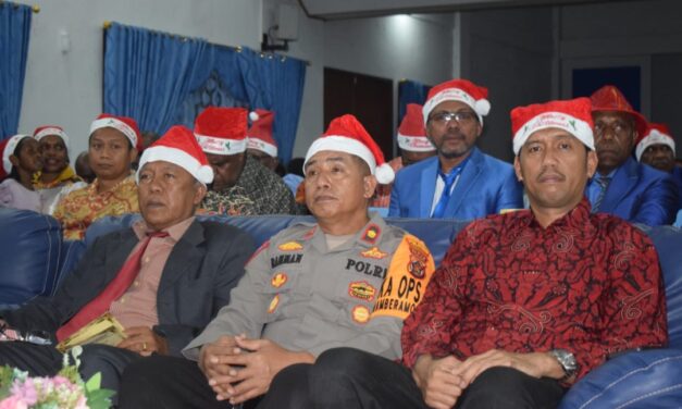 Natal Bersama di Mamteng, Ini Pesan Penting Penjabat Bupati Manogar Sirait Untuk Masyarakat