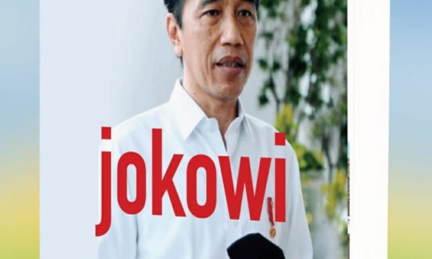 Wartawan Senior Asal NTT Ini Serahkan Buku Karyanya ke Presiden Joko Widodo