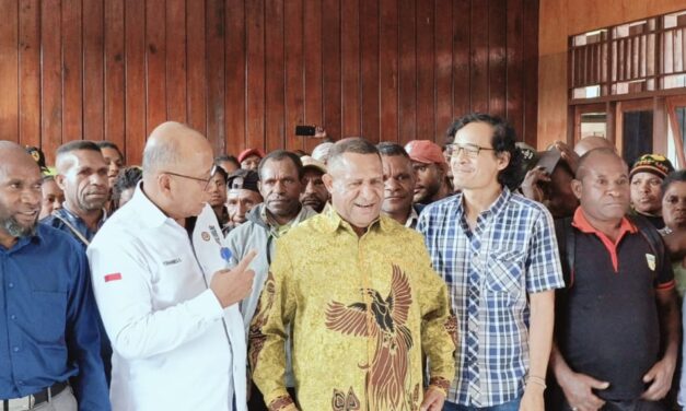 Pastor Rektor: Universitas Okmin Papua Adalah Berkat Bagi Masyarakat Pegunungan Bintang