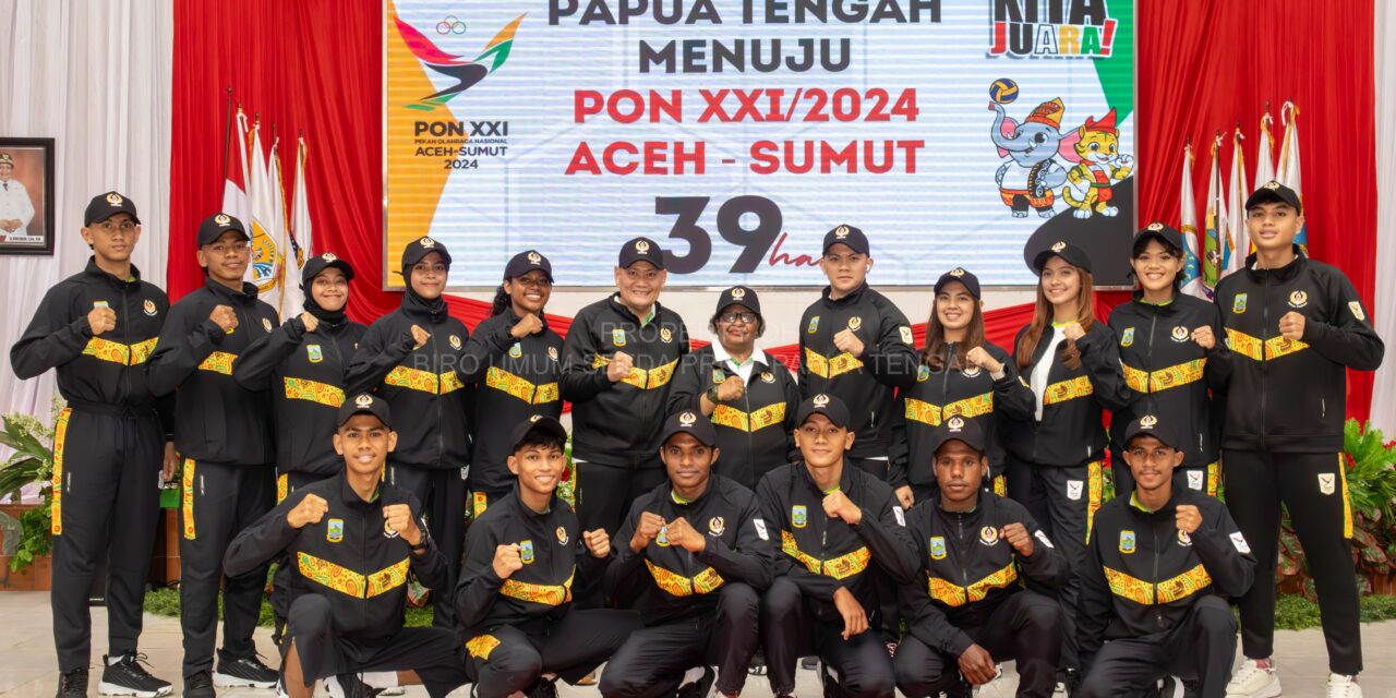 Kukuhkan Kontingen Papua Tengah Untuk PON XXI, Ini Pesan Penting Ribka Haluk
