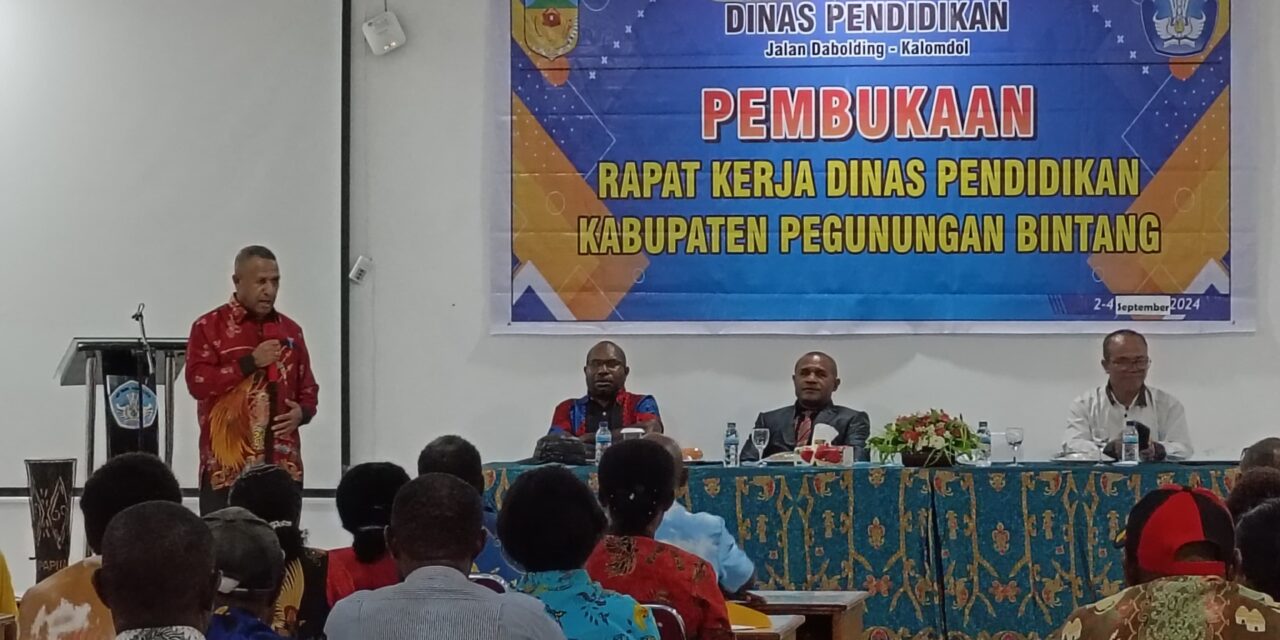 Bupati Spei Bidana: “Roh Semangat Pelayanan Guru Perintis dan Misionaris Harus Dihidupkan Lagi di Pegubin”