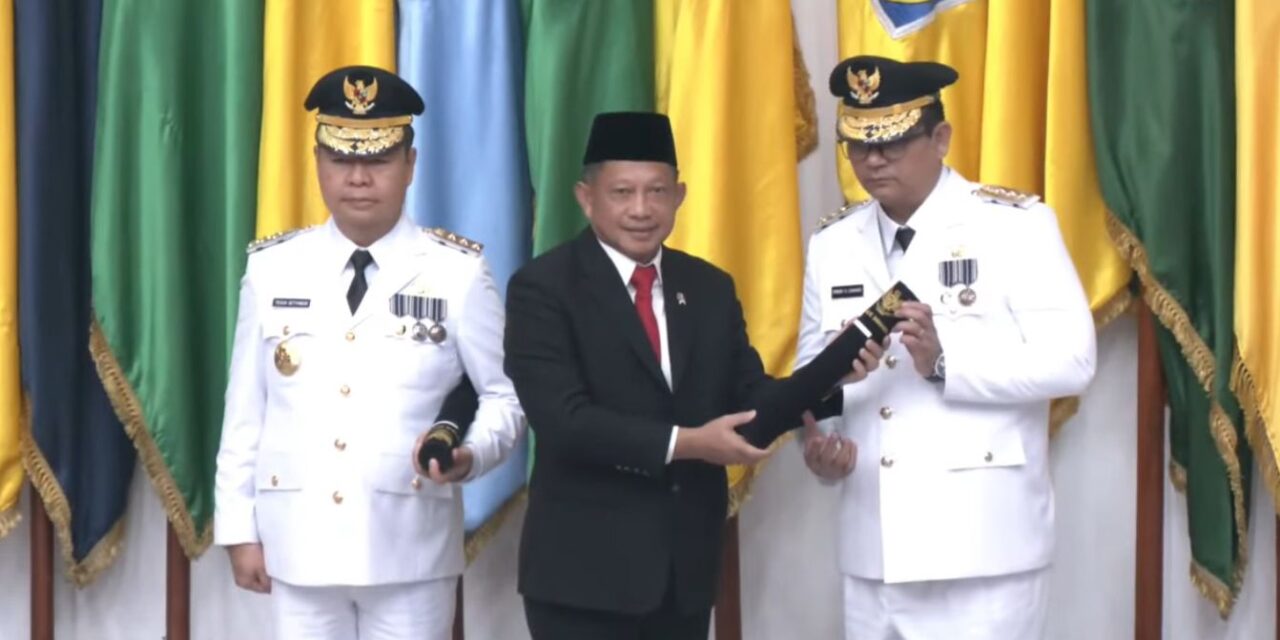 Dilantik Mendagri Sebagai Penjabat Gubernur Papua Tengah, Ini Perjalanan Karir Anwar Damanik