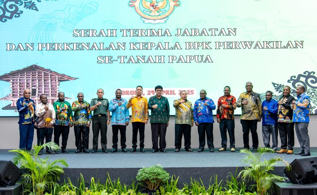 Gubernur Meki Nawipa dan 8 Bupati Terbang Ke Sorong Hadiri Sertijab Kepala BPK RI Se-Tanah Papua