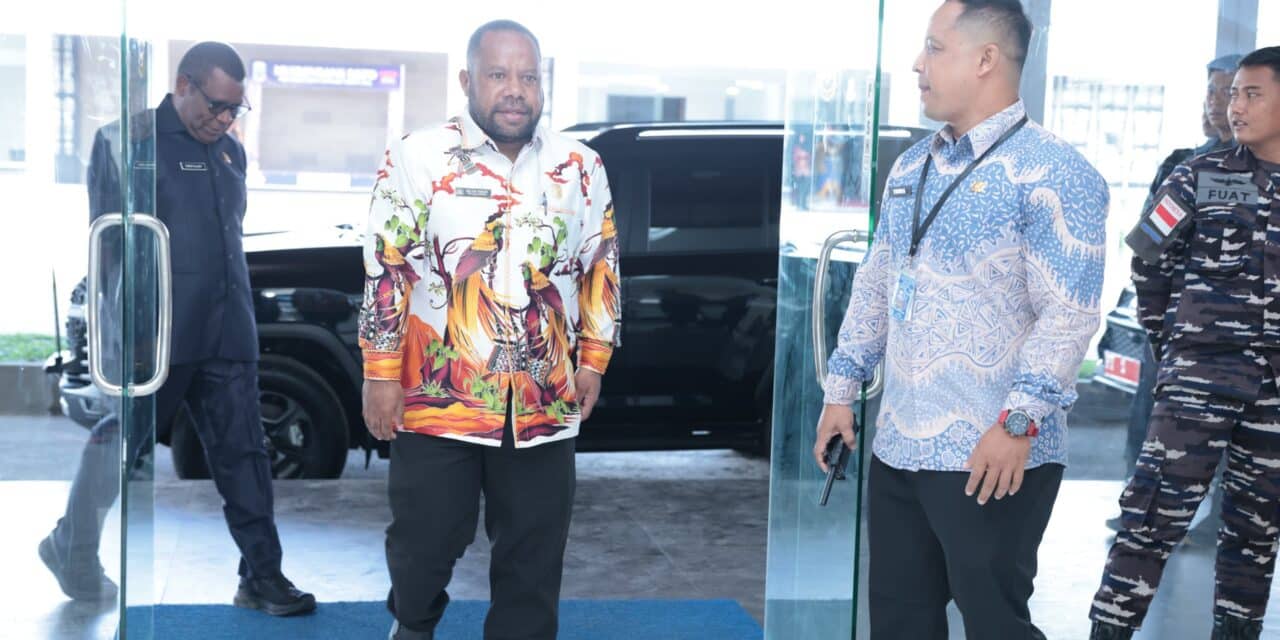 Ketua DPR Papua Tengah Ajak Semua Pihak Bersatu Dukung Program Gubernur Demi Majukan Daerah