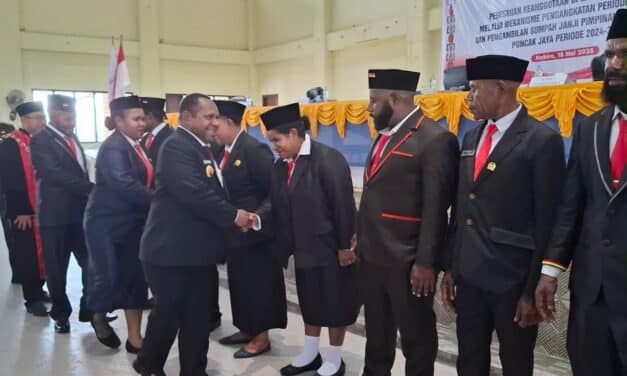 Delapan Anggota DPRK Puncak Jaya Jalur Pengangkatan Resmi Dilantik