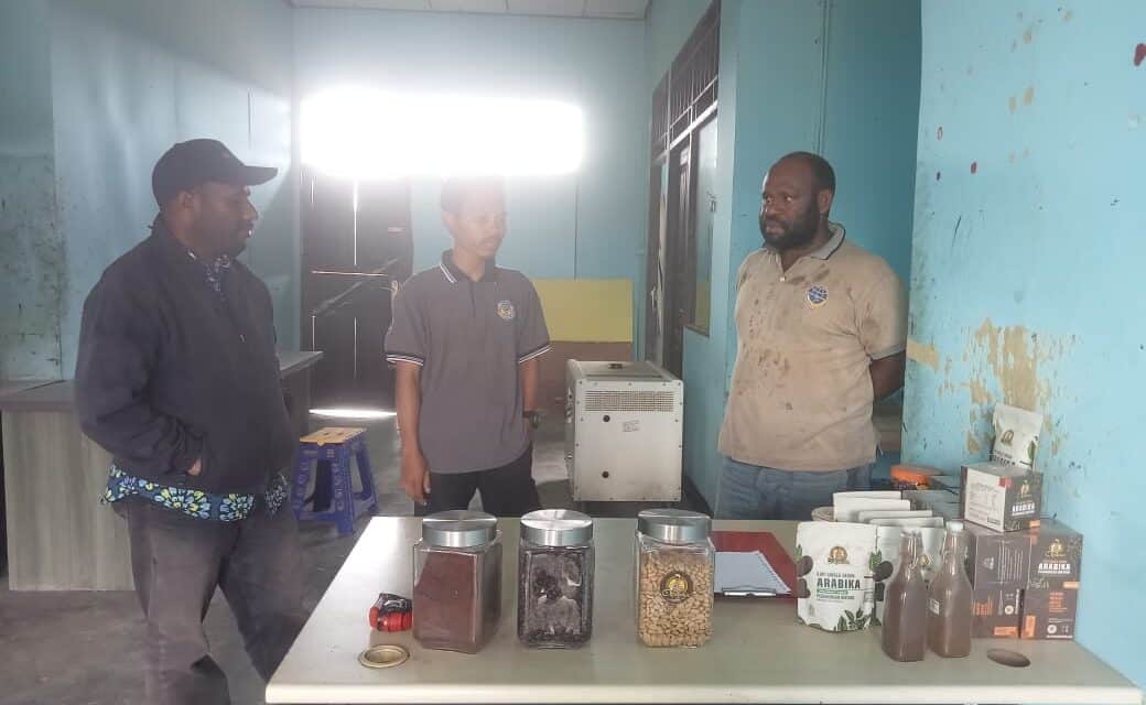Kopi Janjikan Masa Depan, Ketua DPD KNPI Pegubin Ajak Pemuda Masuk Kebun dan Menanam