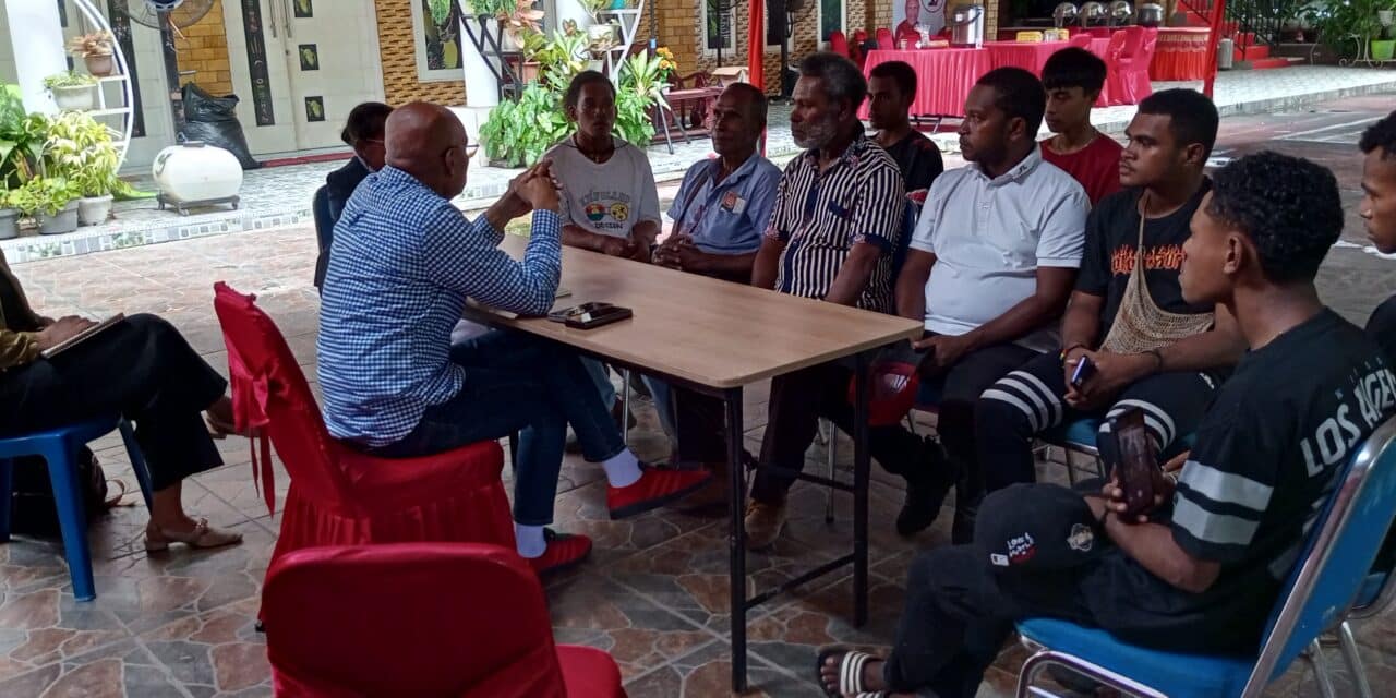 Mohon Masukan BTM, Nelayan Jayapura Sebut “Beliau Orang Tua Kami”