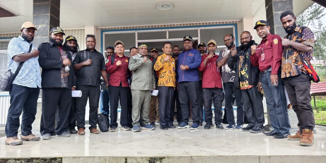 DPRK Minta BKPSDM Puncak Prioritaskan Honorer Lima Tahunan Dalam Pengangkatan CPNS