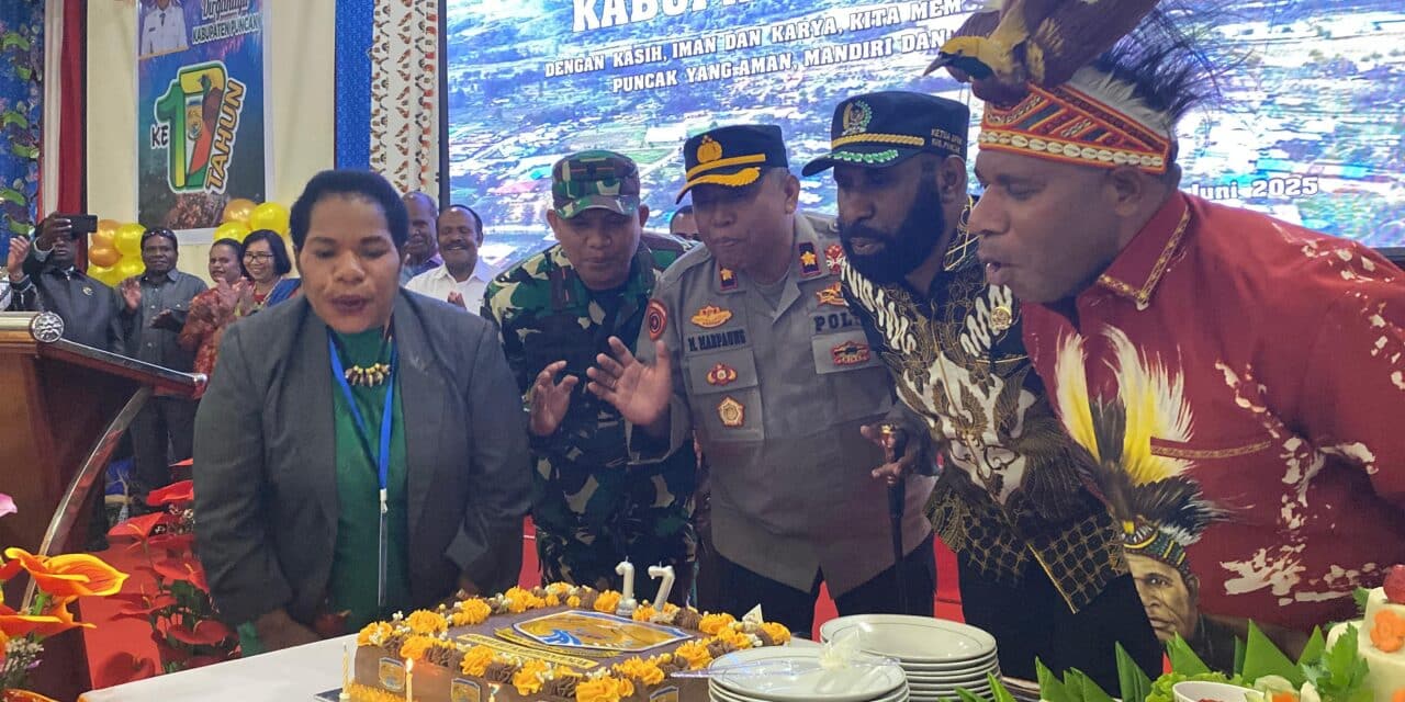 Kabupaten Puncak Genap Berusia 17 Tahun, Sekda Nenu Tabuni Ajak Semua Pihak Bersatu Bangun Daerah