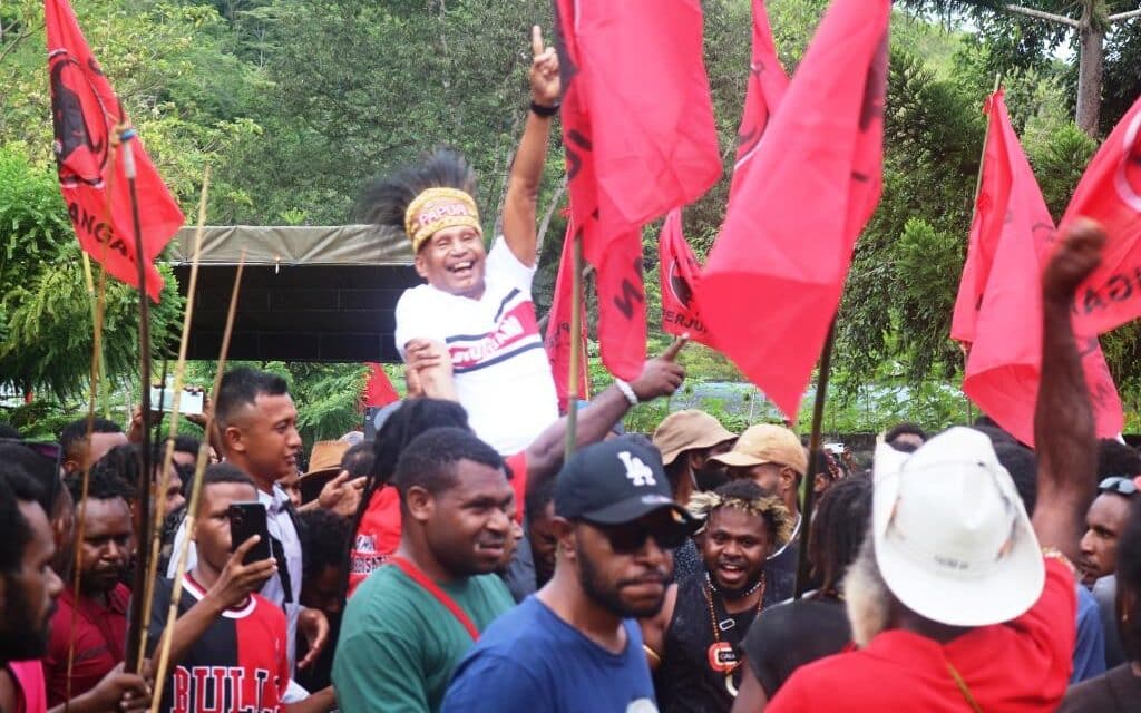 Terima Deklarasi Dukungan Nusantara dan Papua Bersatu; BTM : Kekuatan Saya Bertambah Tiga Kali Lipat