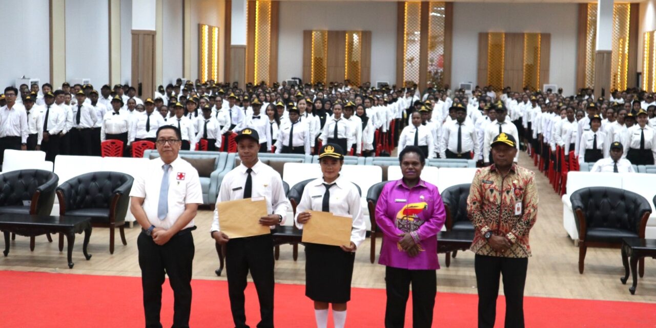 Pemerintah Provinsi Papua Tengah Resmi Serahkan 846 SK CPNS Formasi 2024