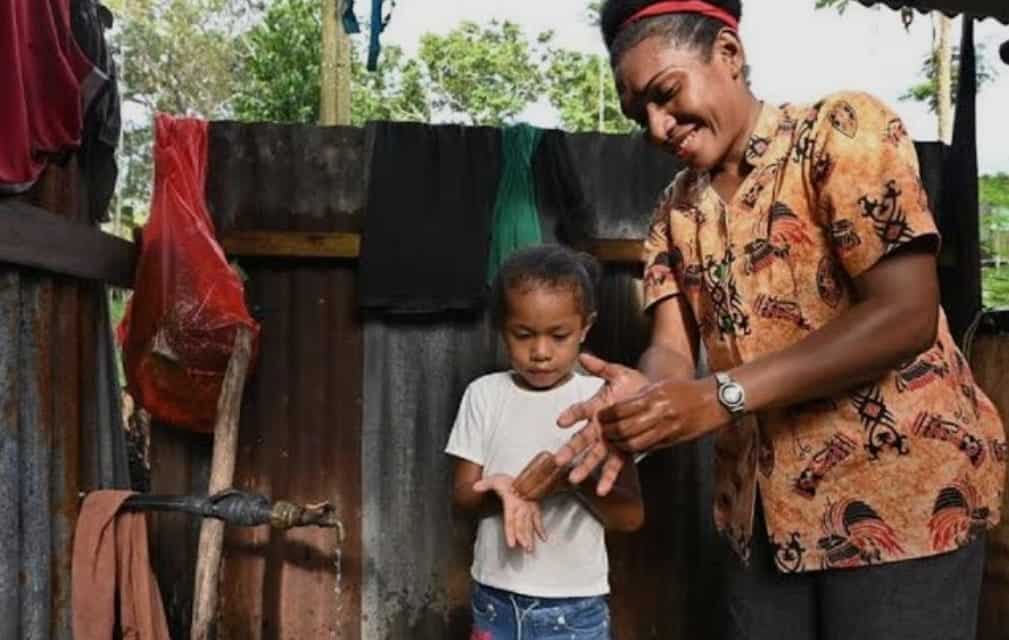 Negara Hadir Wujudkan Akses Air Bersih Bagi Warga Papua