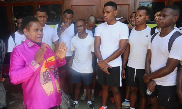 Kepala BKPSDM Beri Motivasi Kepada Para Capra IPDN Asal Papua Tengah: “Tetap Semangat Menunggu Kelulusan”