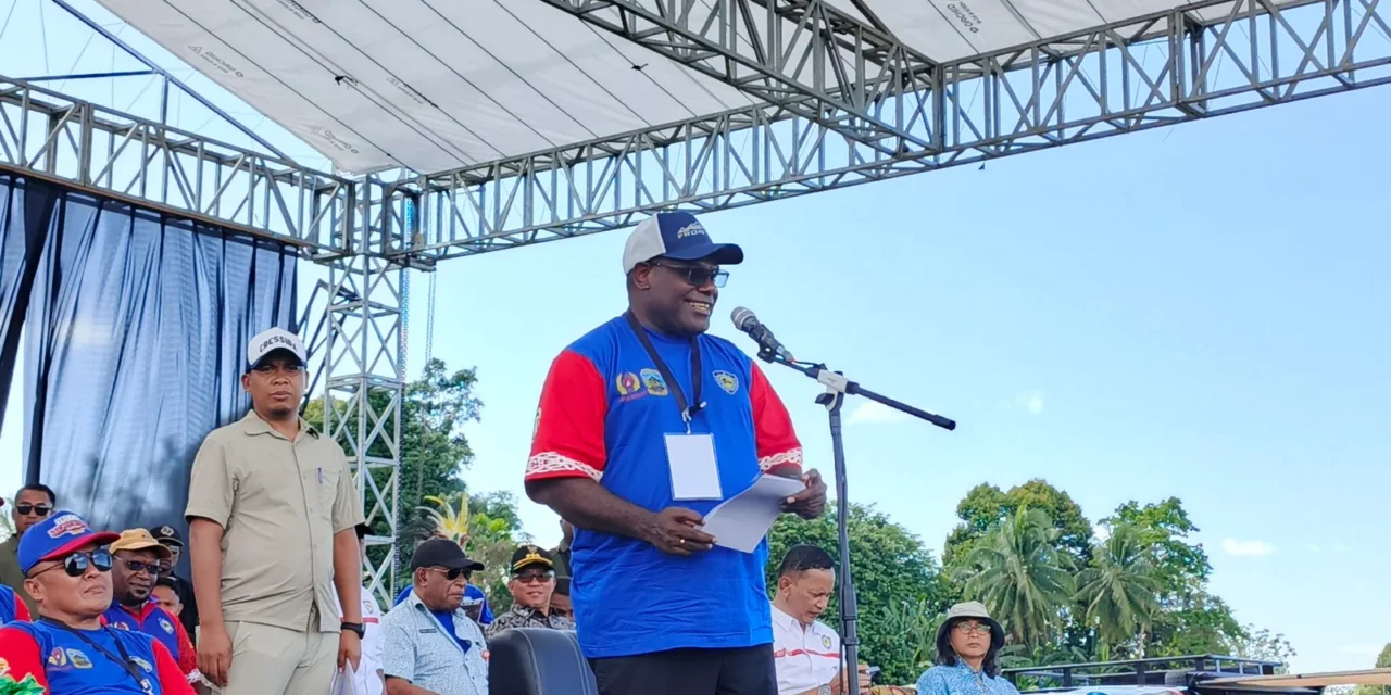 Gubernur Meki Nawipa Buka Kejurnas Motorprix Perdana di Nabire: “Kebangkitan Dunia Otomotif Papua Tengah”