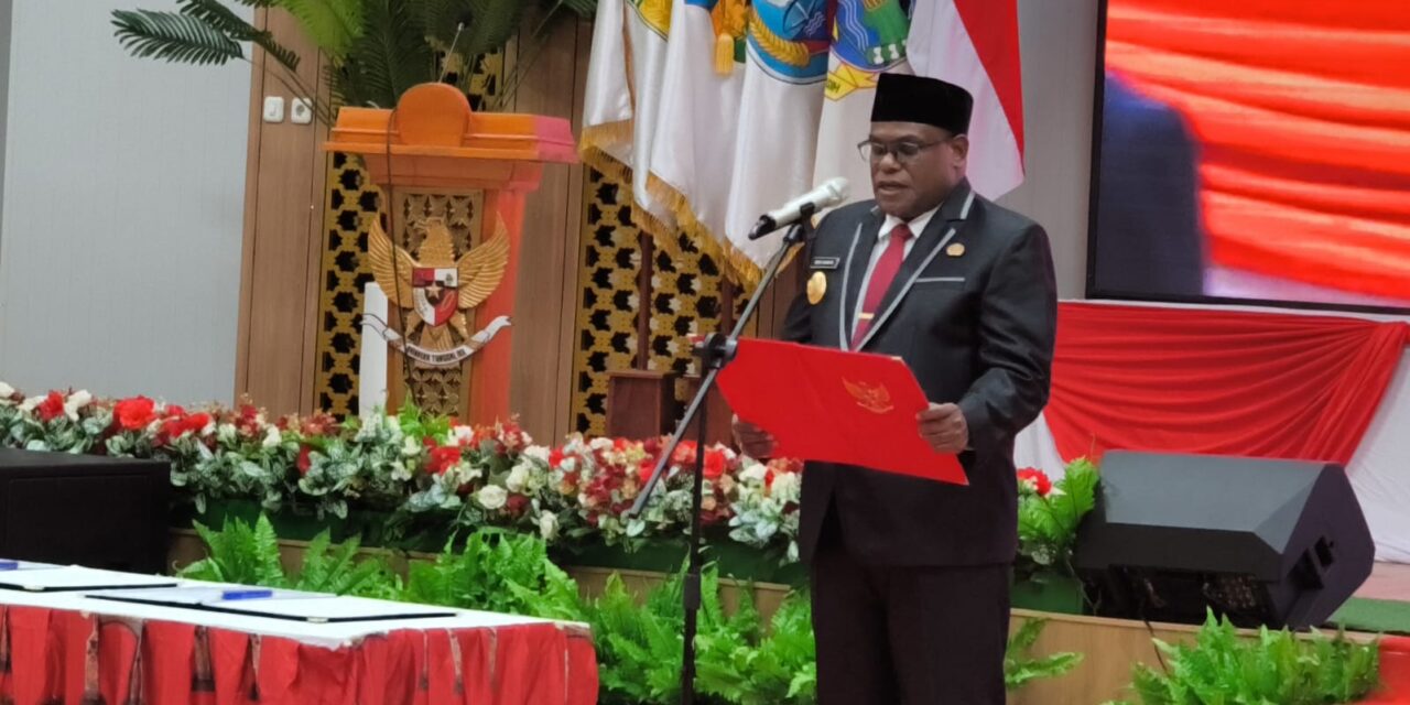 Lantik Sejumlah Pejabat, Gubernur Meki Nawipa Minta Jaga Amanah Dengan Kerja Sungguh-Sungguh