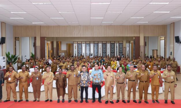 Sekda Soemoele: “Sebagai DOB, Kompetensi ASN Papua Tengah Masih Terbatas dan Harus Terus Dikembangkan”