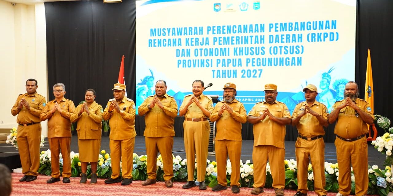 Gubernur John Tabo Minta Para Bupati Segera Sinkronisasi Data OAP di Papua Pegunungan