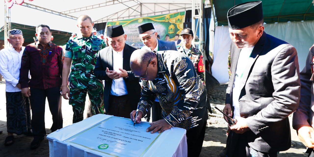Gubernur Meki Nawipa Resmikan Pesantren dan Launching SMP-SMA Riyadhul Qur’an