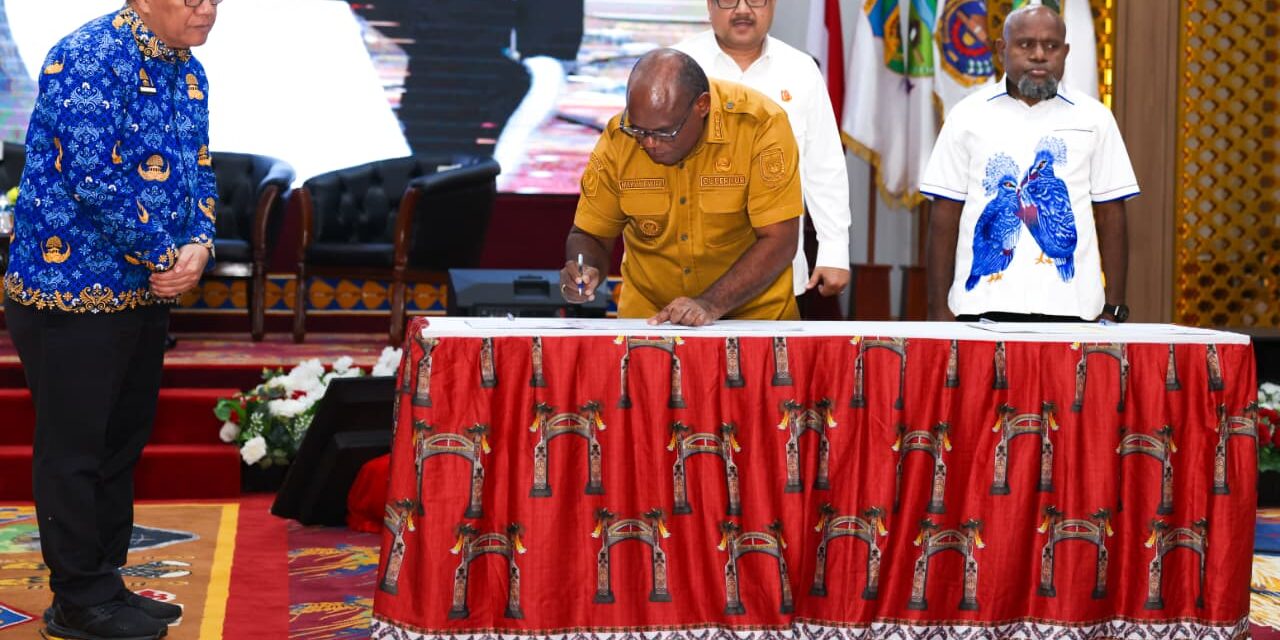 Perkuat Pengawalan Pembangunan Daerah, Pemprov Papua Tengah dan Kejati Papua Teken Nota Kesepahaman