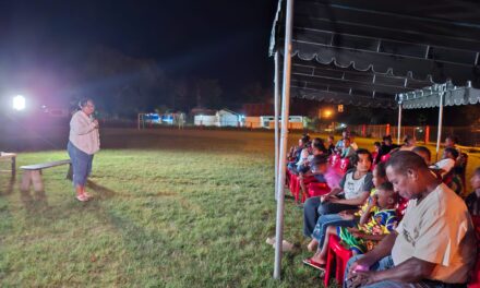 Warga Kampung Yoka Bangga, Imaji Papua Produksi Film Dokumenter “Agus Ohee, Sang Maestro Seni Dari Tanah Tabi”