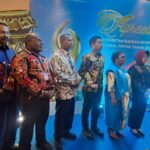 Reward Tambahan Insentif Fiscal Untuk Kepala Daerah Berprestasi Regional Papua Sebesar Rp 64 Miliar