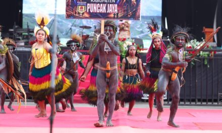 Gubernur Meki Nawipa: “Melestarikan Budaya Adalah Sebuah Kemenangan Sejati!”