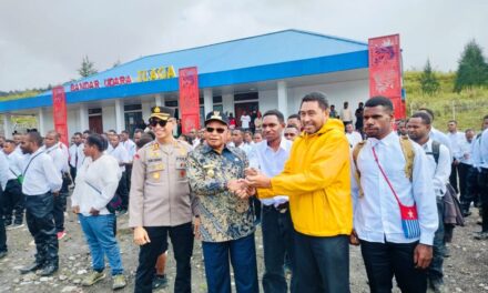 Di Tengah Dera Konflik dan Isolasi Geografis Puncak, Cahaya Harapan Itu Datang Lewat Inovasi Pendidikan